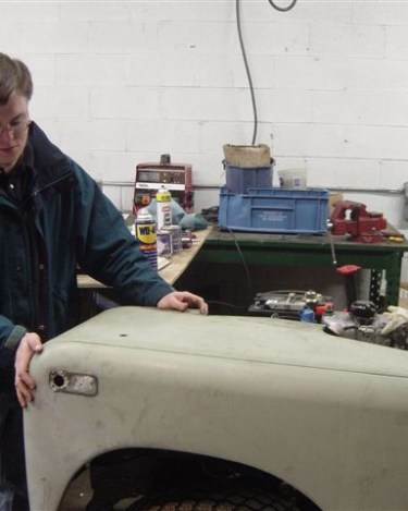 Land-Rover-Series-IIA-Day-52-Bulkhead-First-Look-20