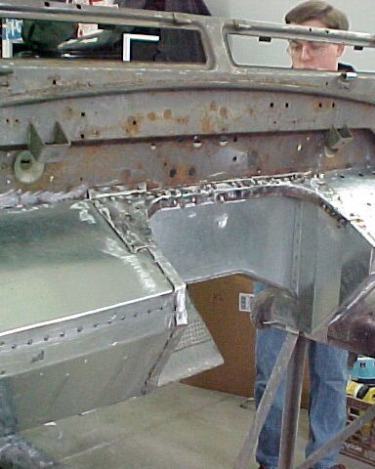 Land-Rover-Series-IIA-Day-52-Bulkhead-First-Look-3
