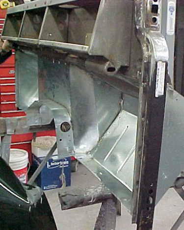 Land-Rover-Series-IIA-Day-52-Bulkhead-First-Look-4