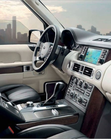 2009_Range_Rover_Autobiography_Interior_1
