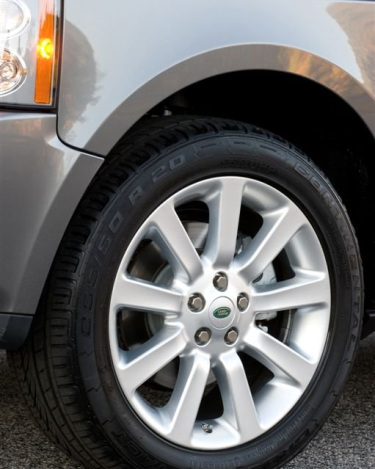 Land Rover 2009 Model Year