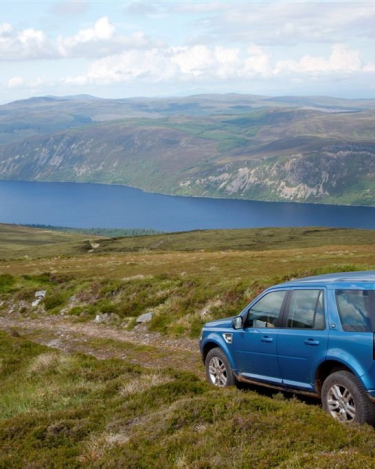 2013_Land_Rover_LR2_51