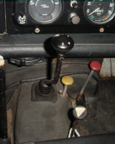 Land-Rover-Series-IIA-027