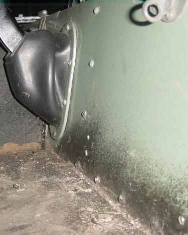 Land-Rover-Series-IIA-032