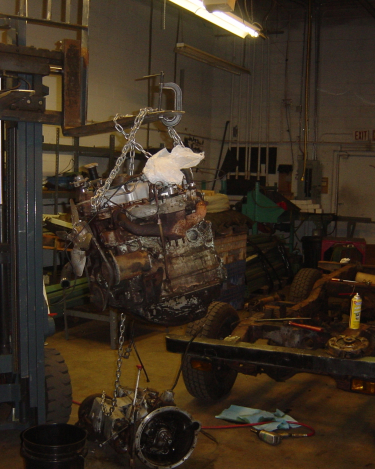 Land-Rover-Series-IIA-Day-10-Engine-Apart-001