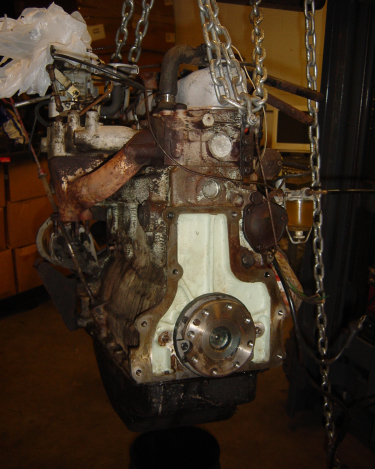 Land-Rover-Series-IIA-Day-10-Engine-Apart-003