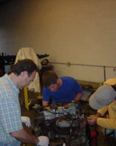 Land-Rover-Series-IIA-Day-10-Engine-Apart-022