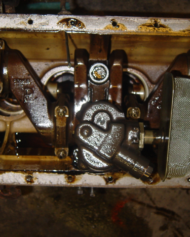 Land-Rover-Series-IIA-Day-10-Engine-Apart-024