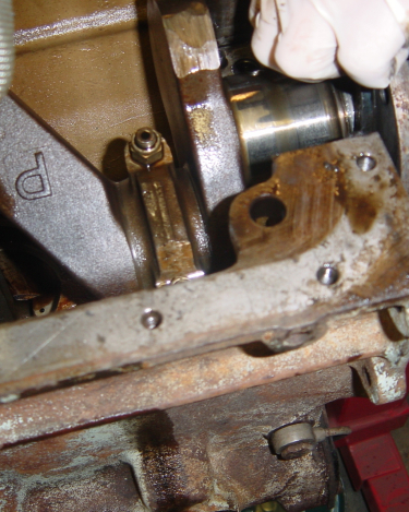 Land-Rover-Series-IIA-Day-10-Engine-Apart-028