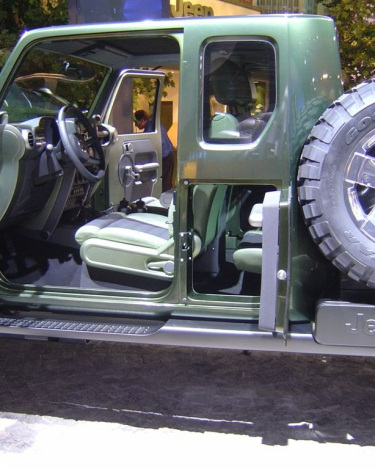 2005_Detroit_Car_Show_041
