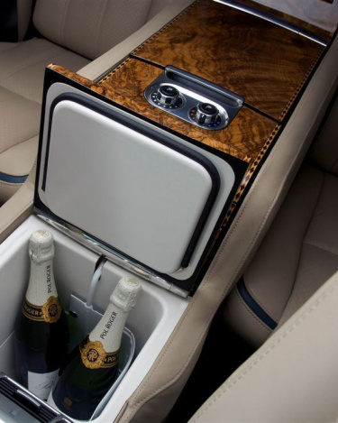 2010_Holland_Holland_Overfinch_Range_Rover_23