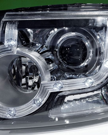 2010_Discovery4_Headlamp_010