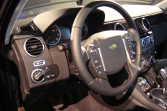 2010_Land_Rover_LR4_10