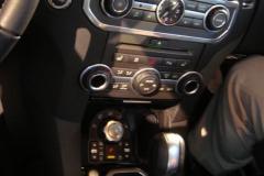 2010_Land_Rover_LR4_11