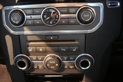 2010_Land_Rover_LR4_29