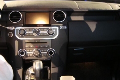 2010_Land_Rover_LR4_5
