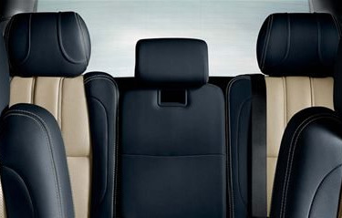 NavyParchment_Seats_Parchment_Stitching_Navy