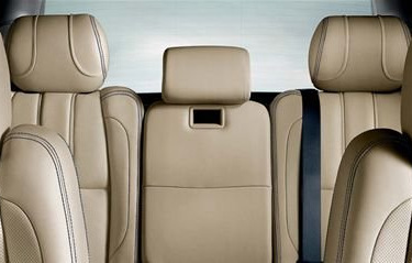 Parchment_Seats_Navy_Stitching_Navy_Carpet