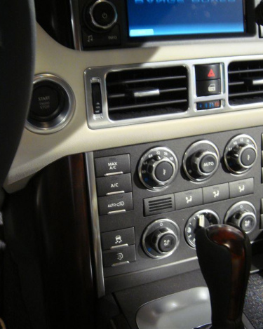 2010_Range_Rover_19
