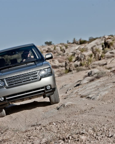 2011_Range_Rover_Supercharged_NA_Spec_15
