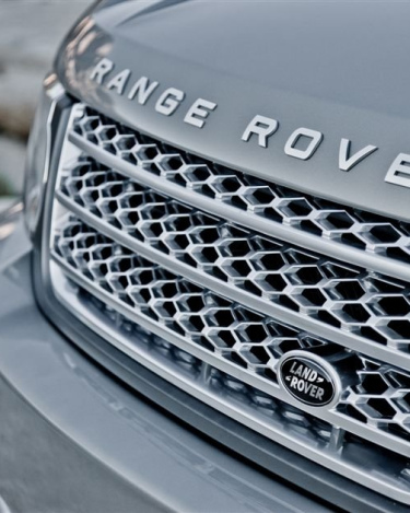 2011_Range_Rover_Supercharged_NA_Spec_2