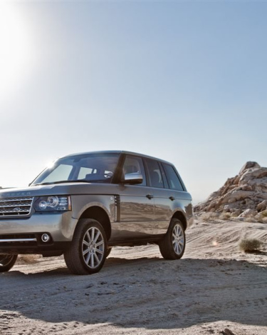 2011_Range_Rover_Supercharged_NA_Spec_21