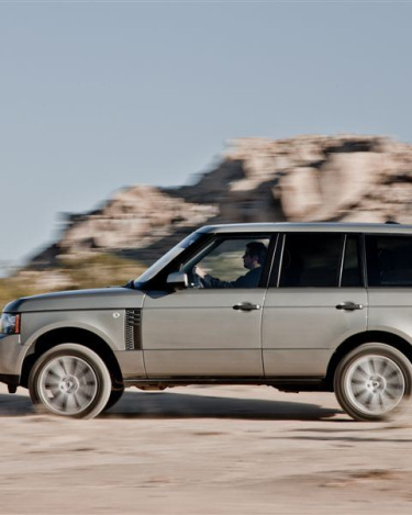 2011_Range_Rover_Supercharged_NA_Spec_23