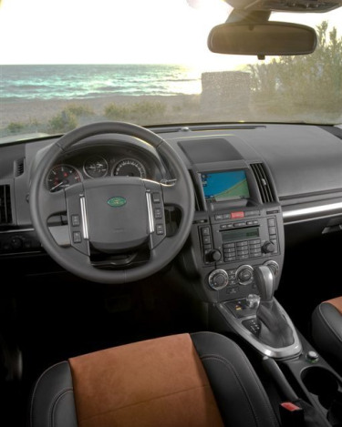 2011_LR2_Freelander_2_16