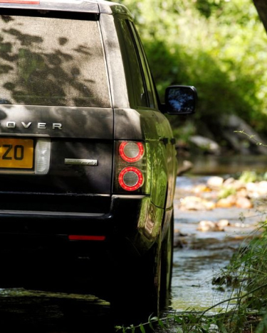 2011_Range_Rover_TDV8_1
