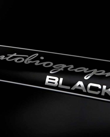 AUTOBIOGRAPHY_BLACK_40TH_ANNIVERSARY_LIMITED_EDITION_11