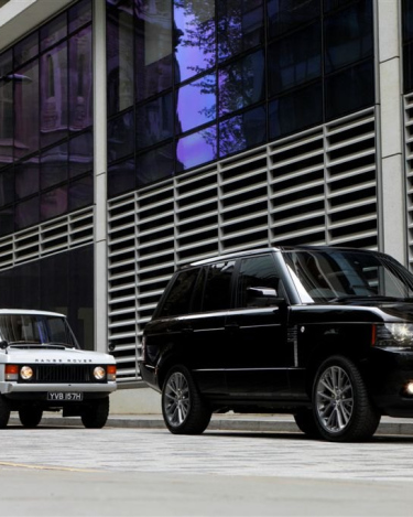AUTOBIOGRAPHY_BLACK_40TH_ANNIVERSARY_LIMITED_EDITION_23