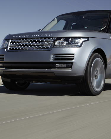 2013-Range-Rover-in-Orkney-Grey-2