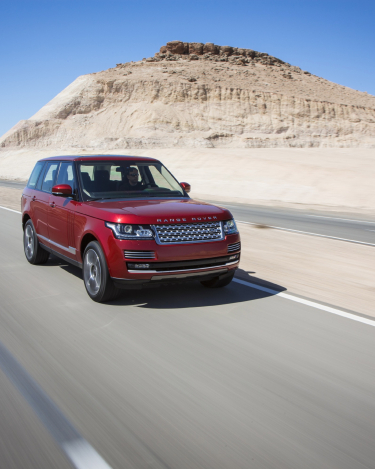 2013-Range-Rover-in-Firenze-Red-12