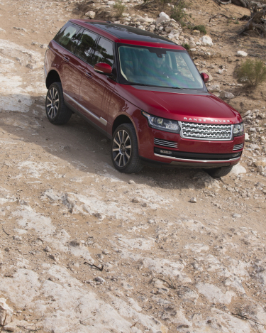 2013-Range-Rover-in-Firenze-Red-19