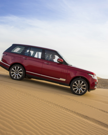 2013-Range-Rover-in-Firenze-Red-29
