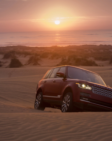 2013-Range-Rover-in-Firenze-Red-32