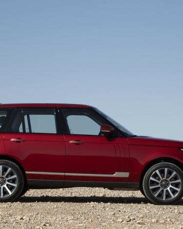 2013-Range-Rover-in-Firenze-Red-35