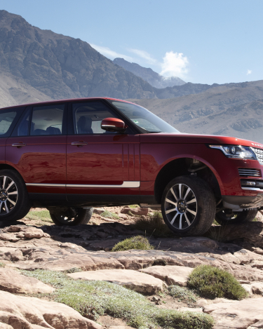 2013-Range-Rover-in-Firenze-Red-43