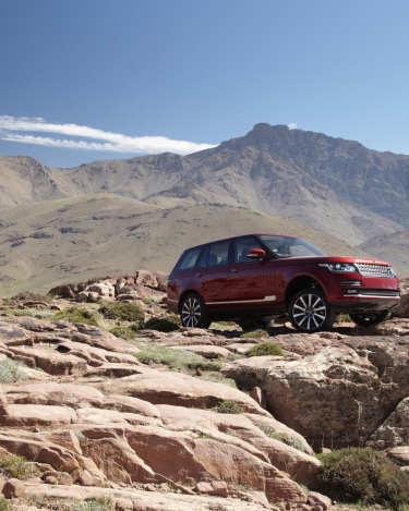 2013-Range-Rover-in-Firenze-Red-44