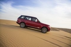 2013-Range-Rover-in-Firenze-Red-29
