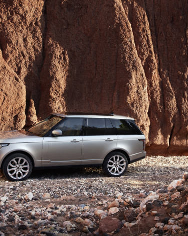2013-Range-Rover-in-Morocco-10