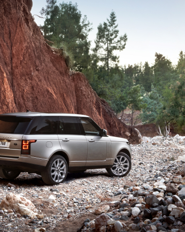 2013-Range-Rover-in-Morocco-12