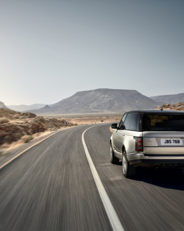 2013-Range-Rover-in-Morocco-14