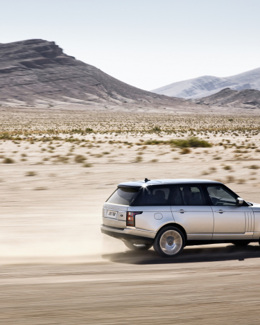 2013-Range-Rover-in-Morocco-15