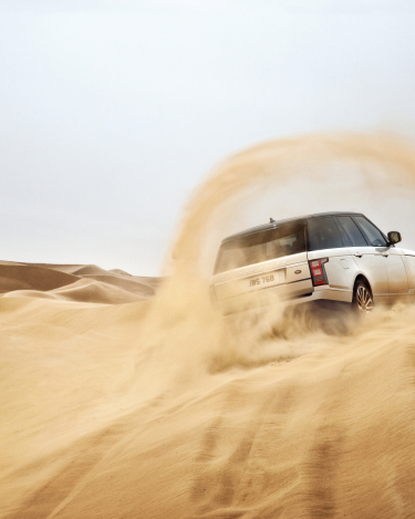 2013-Range-Rover-in-Morocco-22