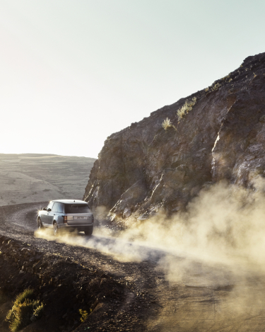 2013-Range-Rover-in-Morocco-35