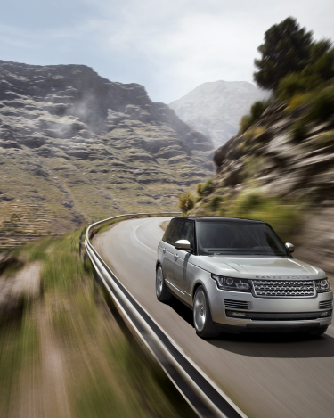 2013-Range-Rover-in-Morocco-39