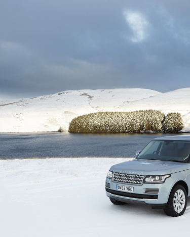 2013-Range-Rover-in-the-Snow-Gleneagles-2