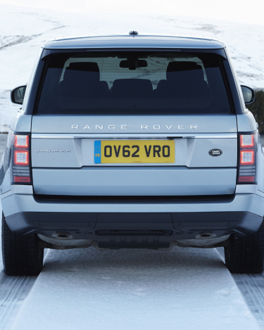 2013-Range-Rover-in-the-Snow-Gleneagles-8