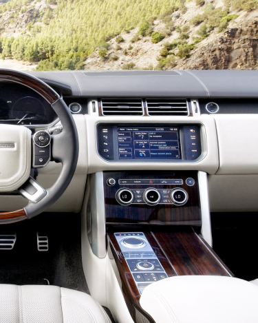 2013-Range-Rover-Interior-close-ups-2